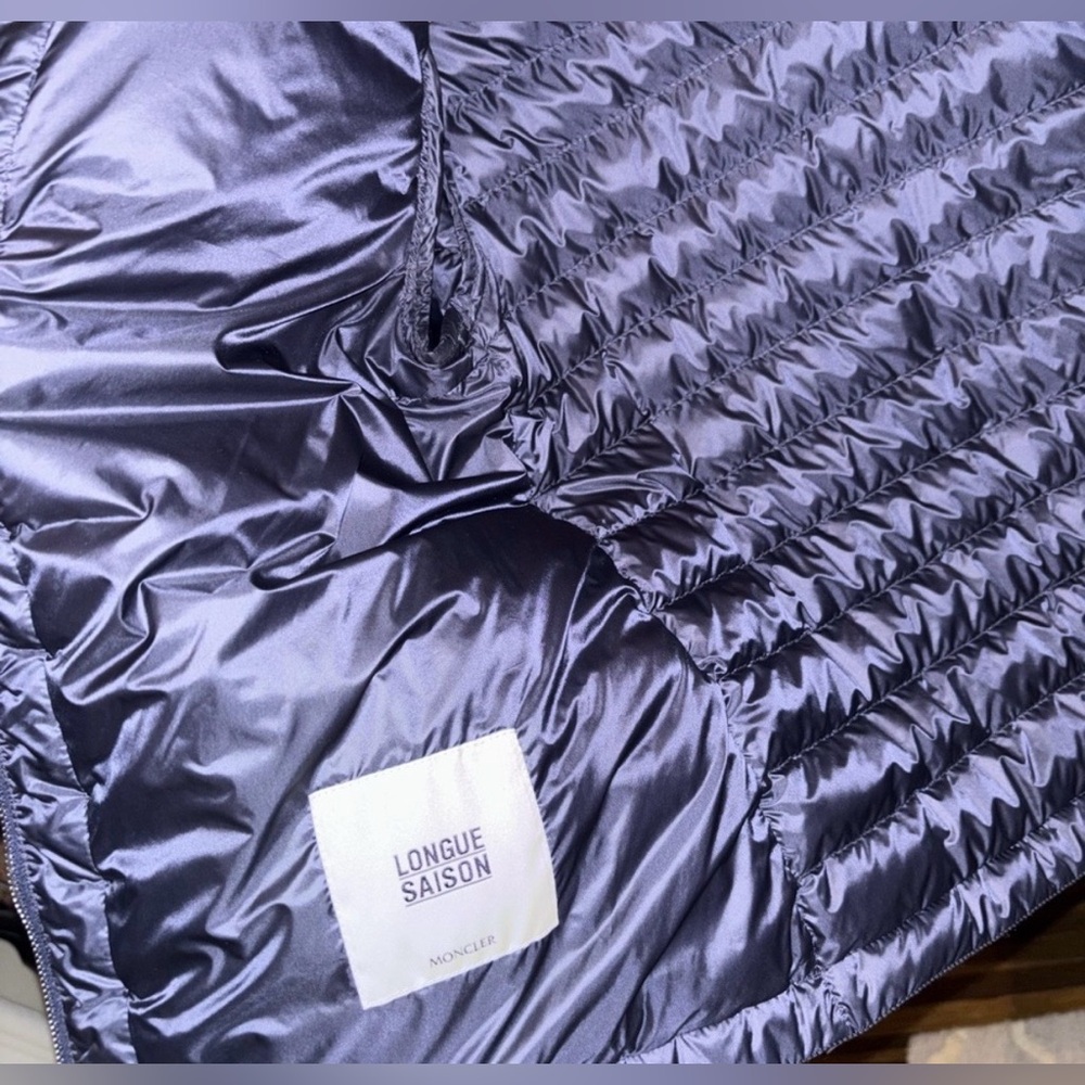 Moncler Navy down jacket - Picture 5 of 6